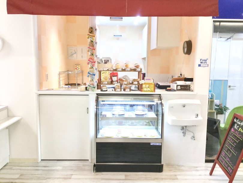 わんちゃんねこちゃんとくつろげる空間 | マルワンカフェ - 元町店