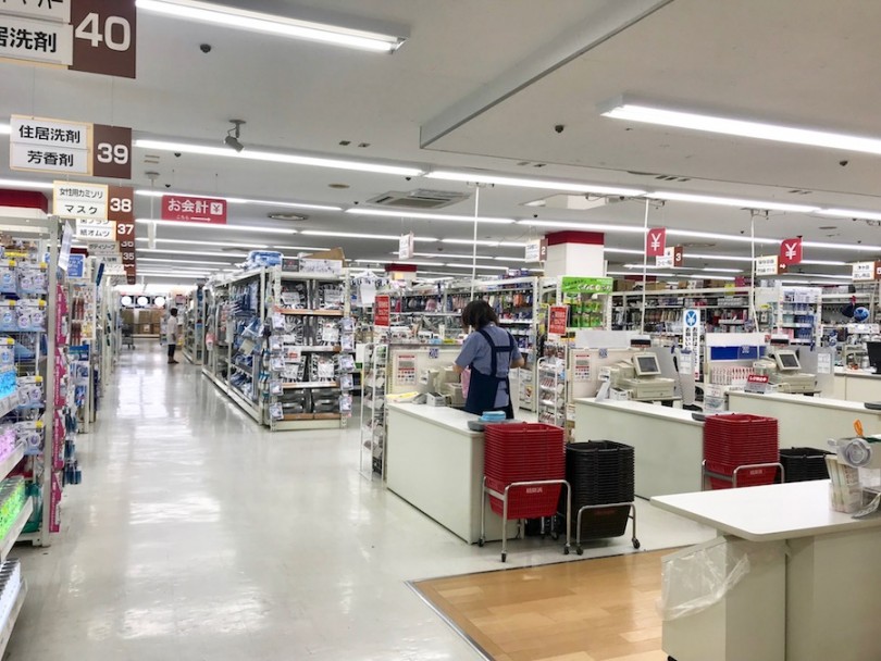 生活用品フロアー | 店舗紹介 - 今宿店