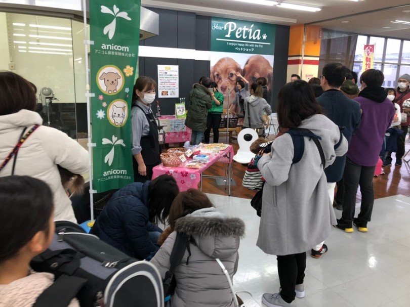 当日は驚きの初雪 | 缶バッチ作成＆ケーキ試食会 - 港北ニュータウン店