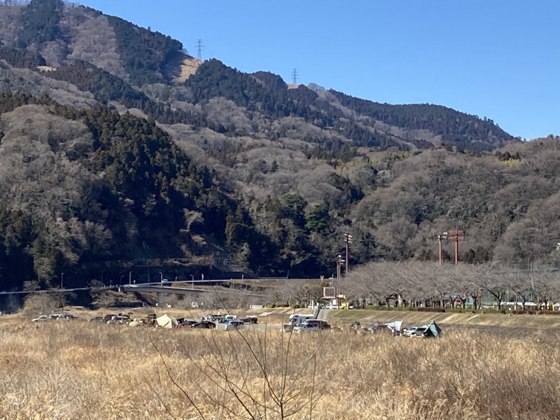 半原河川敷野営スポット - アウトドアでの楽しみ方と、注意すべきポイント | 神奈川ペットライフ - 大和 相模大塚店