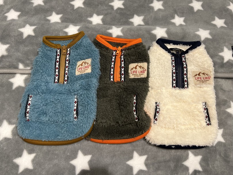 チロリアンボアベスト ターコイズ＆カーキ＆ホワイト | 秋冬ファッション紹介Vol.2 - 横浜 白楽店